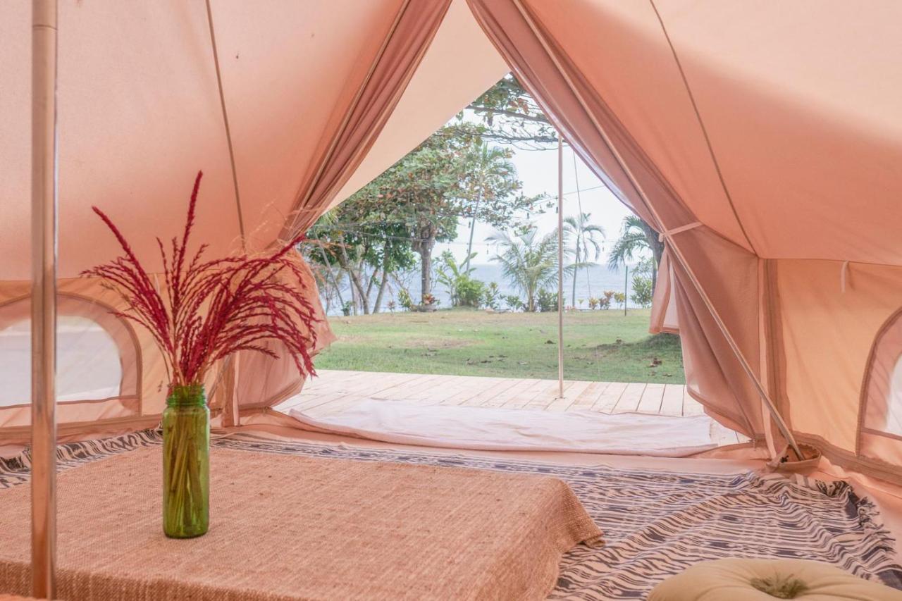 Selemadeg  Soka Indah Restaurant & Bungalows מראה חיצוני תמונה